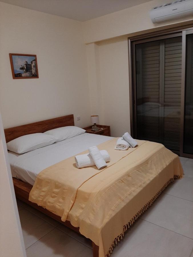 Apartamento The Lighthouse Paphos Exterior foto